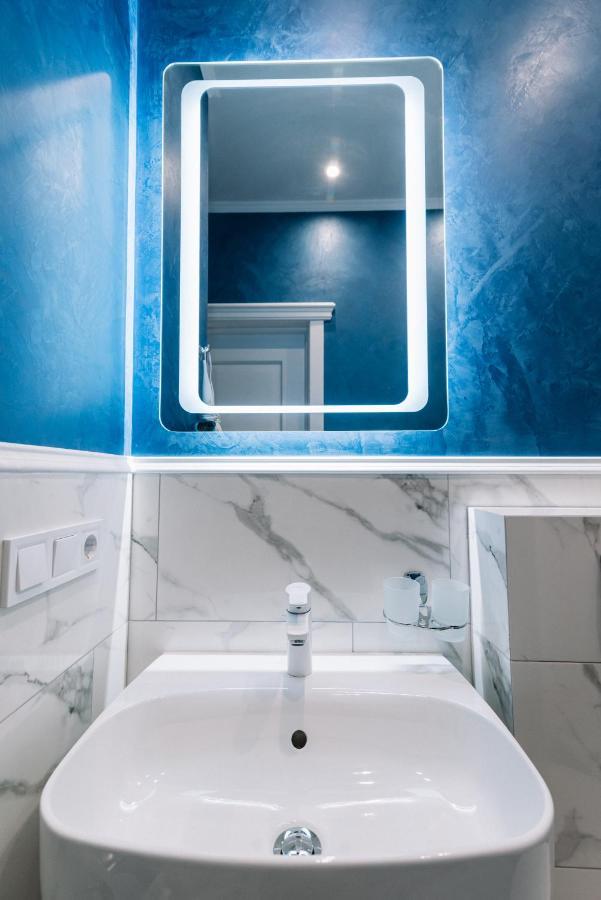 Royal Tower Vip Smart Apartments 3 كييف المظهر الخارجي الصورة