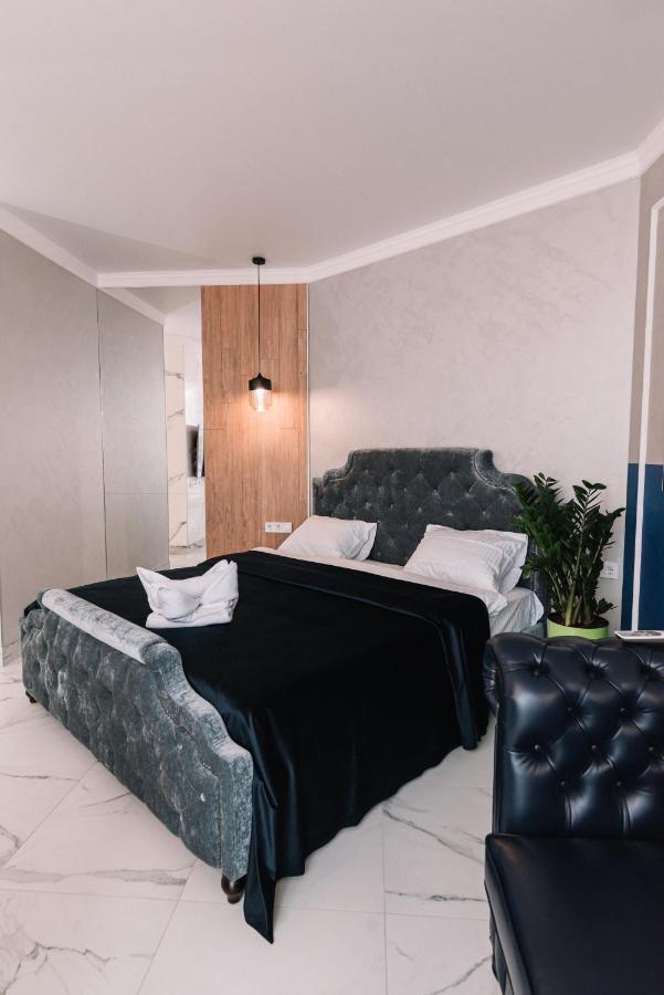 Royal Tower Vip Smart Apartments 3 كييف المظهر الخارجي الصورة