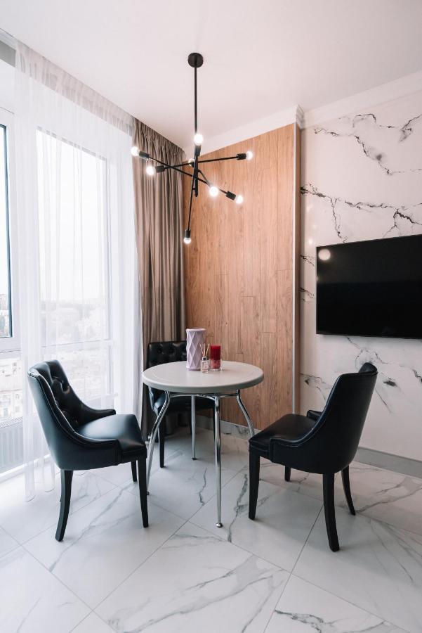 Royal Tower Vip Smart Apartments 3 كييف المظهر الخارجي الصورة