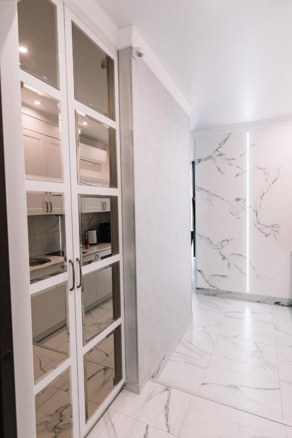 Royal Tower Vip Smart Apartments 3 كييف المظهر الخارجي الصورة