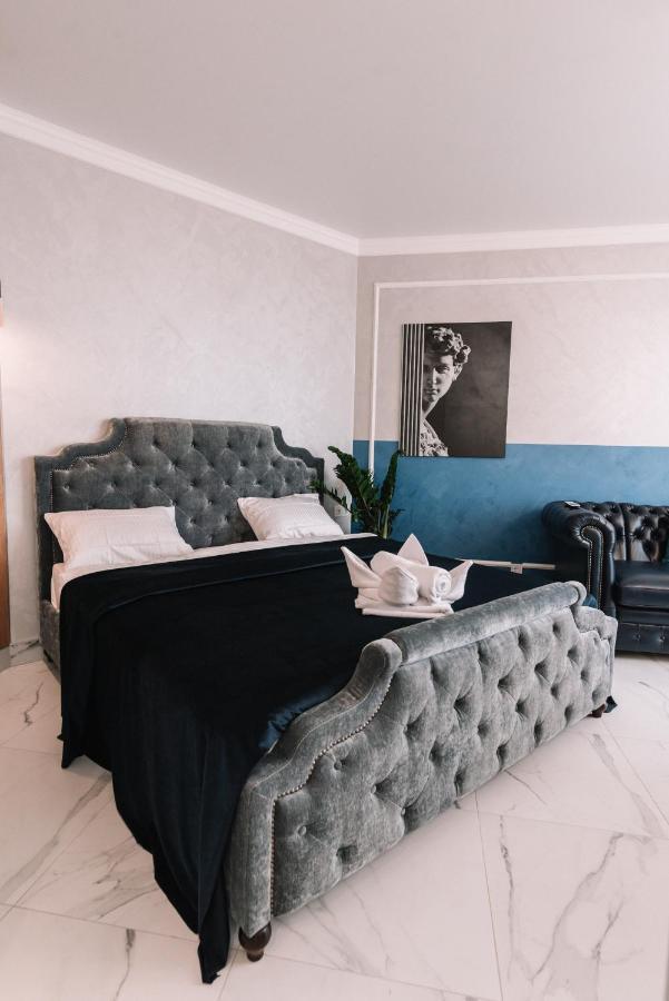 Royal Tower Vip Smart Apartments 3 كييف المظهر الخارجي الصورة